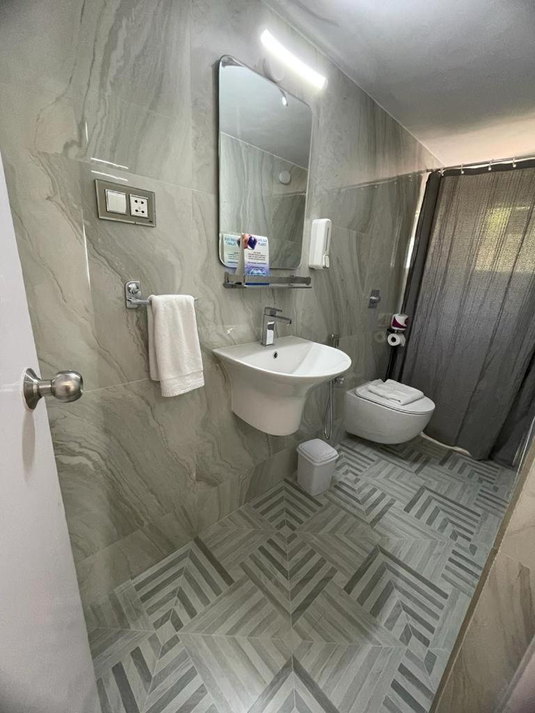 Joets Guesthouse بوغمُلو المظهر الخارجي الصورة